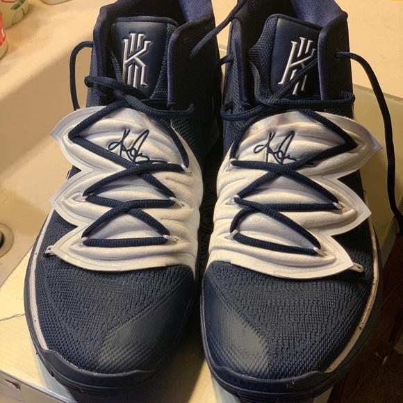 Kyrie 5s TB -Size:14 - Picture 4 of 5